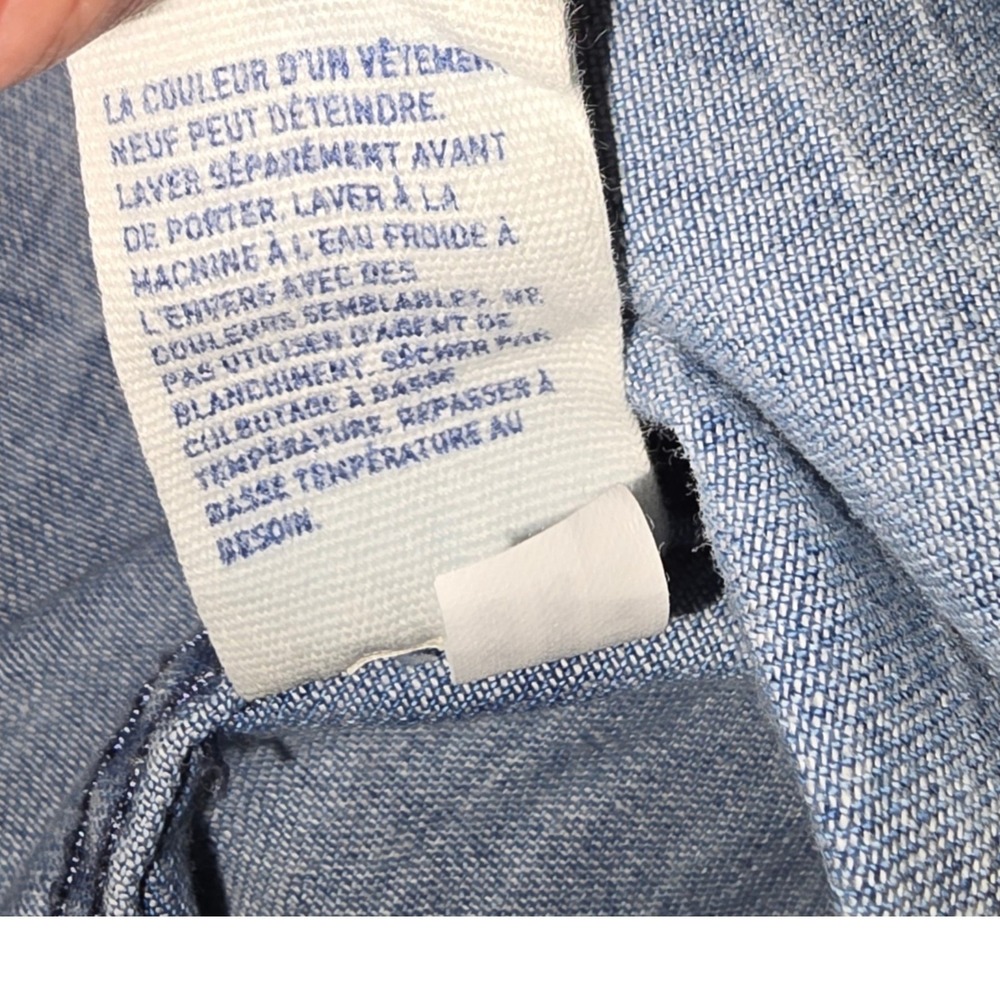 American Eagle Womens Large Blue Denim Chambray Ombre Button Down Shirt L/G - Picture 6 of 9